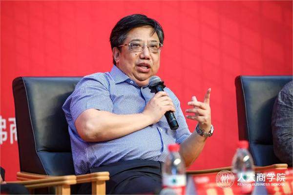 施炜：小米的伟大是形成了强大的赋能体系