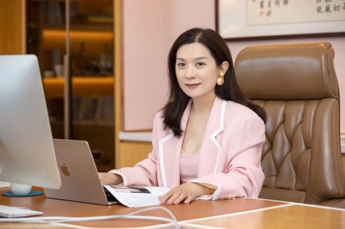 张蕴蓝：欢迎来到“企业大小姐”的真实世界