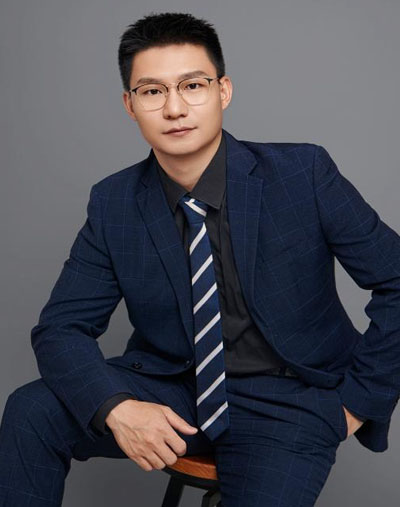 王鑫